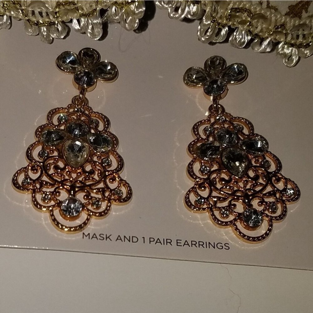 NEW 2 Adult Masquerade Mask Matching Earrings Set Halloween Ivory Gold Black Lot - Picture 5 of 6